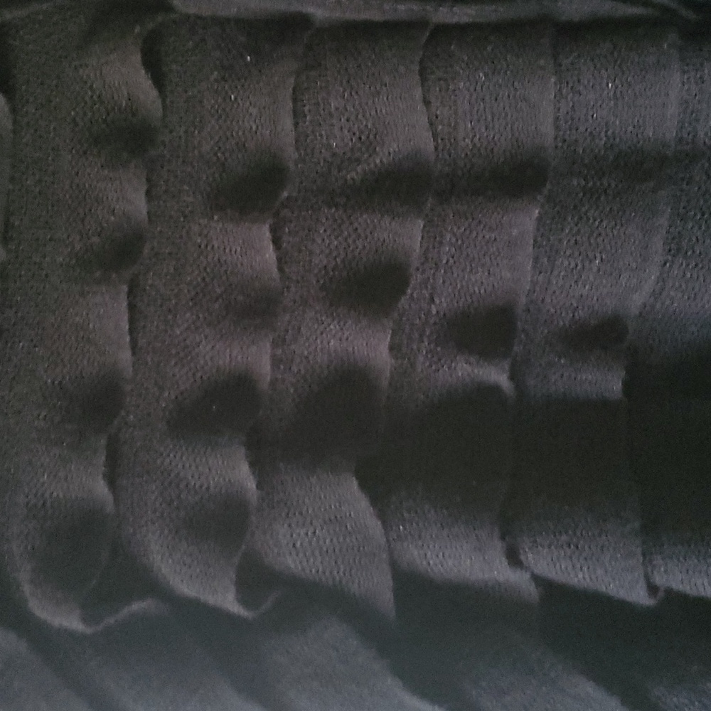 Poncho - Picture 3 of 3